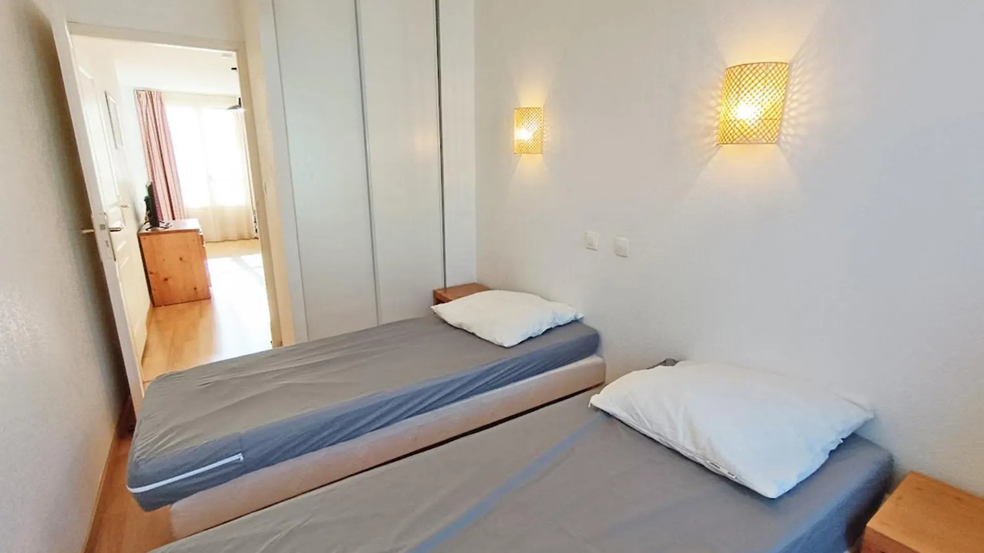 Le Coudon, T2, Centre Luchon, Wifi, Casier A Skis, Ascenseur, 5 Personnes Bagneres-de-Luchon